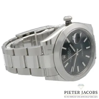 Foto 6 di 9: Rolex Datejust 41 Black dial Ref. 126300