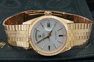 Foto 3 di 3: Rolex Daydate ref. 1803 Oro Rosa con Raro bracciale Stuoia e COSC