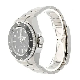 Foto 2 di 7: Rolex Sea-Dweller Deepsea 126660 