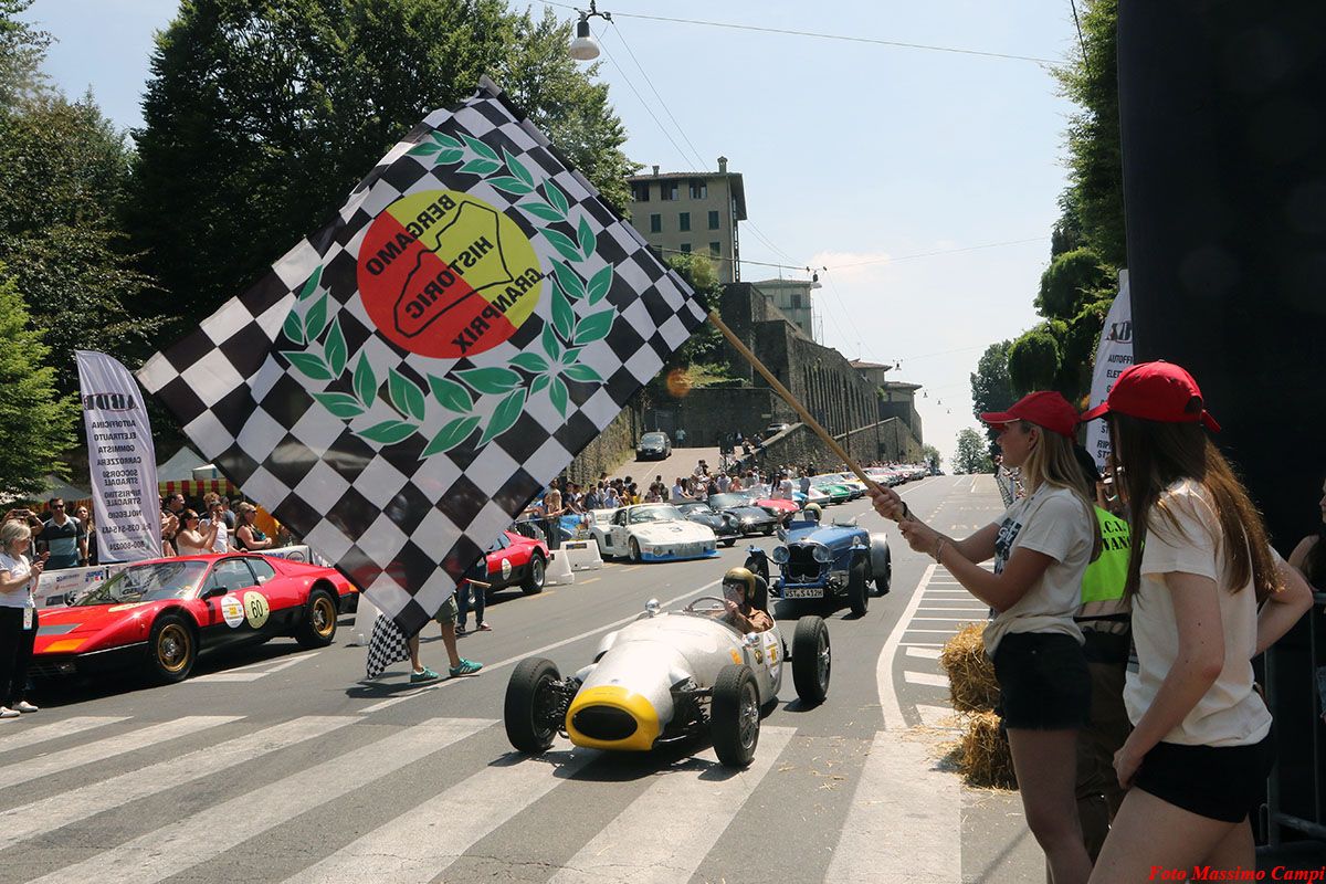 OldCar24 Media Partner & Sponsor of the 2026 Bergamo Historic Gran Prix: a special edition with over 80 cars racing on the Circuito delle Mura.