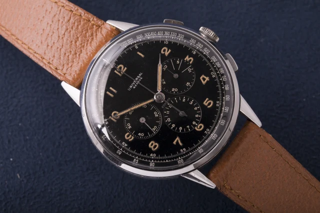 Universal Geneve Compax Ref. 22430– Prezzo su richiesta –