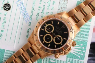 Foto 2 di 7: Rolex Daytona ref. 16528, ser. E4983**