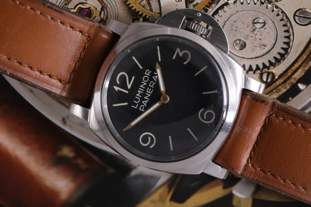 Luminor Panerai Ref. 6152/1– Prezzo su richiesta –