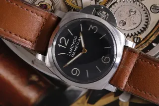 Foto 1 di 6: Luminor Panerai Ref. 6152/1– Prezzo su richiesta –