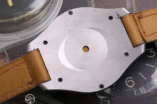 Foto 3 di 3: Panerai Bussola Radiomir