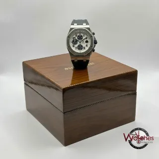 Foto 2 di 2: Audemars Piguet Royal Oak Offshore Chronograph (esfera blanca)