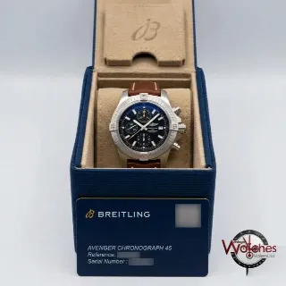 Photo 2 of 2: Breitling Avenger Chronograph 45 (acero, esfera negra)