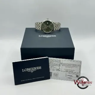 Foto 2 di 2: Longines Flagship
