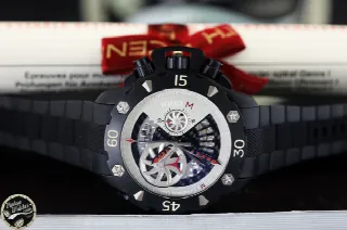 Foto 3 di 5: Zenith Defy Xtreme Open El Primero Chronograph Titan